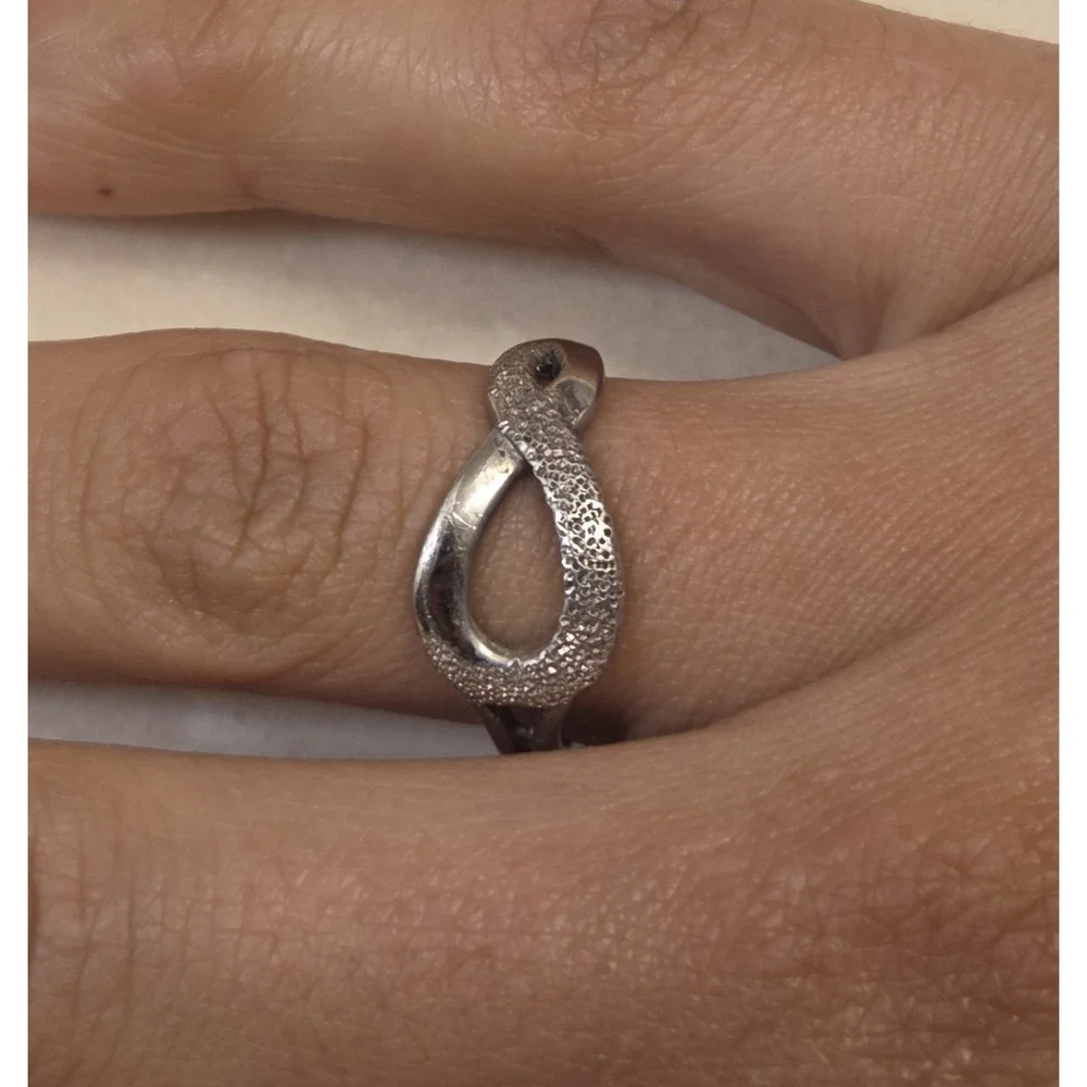 Vintage Sterling Silver Infinity Infinite Love Band Ring‎ Size 6.5